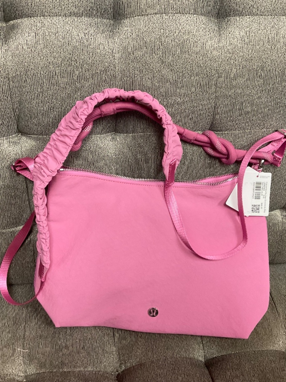Lululemon Convertible Crossbody Bag 6.5L in Sweet Sorbet/Pink Blossom/Silver - Picture 7 of 7